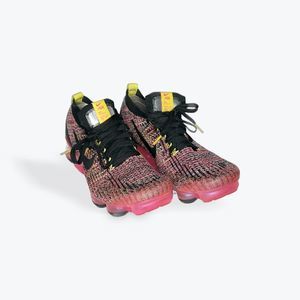 Nike Air Vapormax Flyknit 3 Women's Black/Pink Running Sneakers
